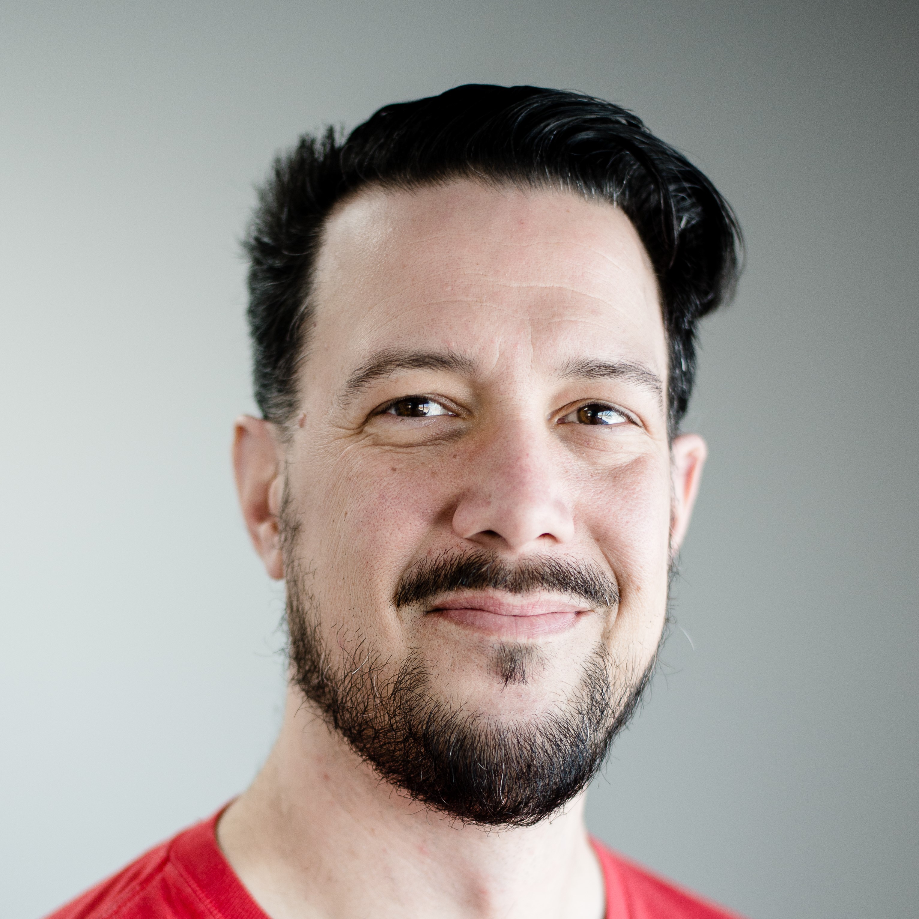 Aaron Noel Headshot