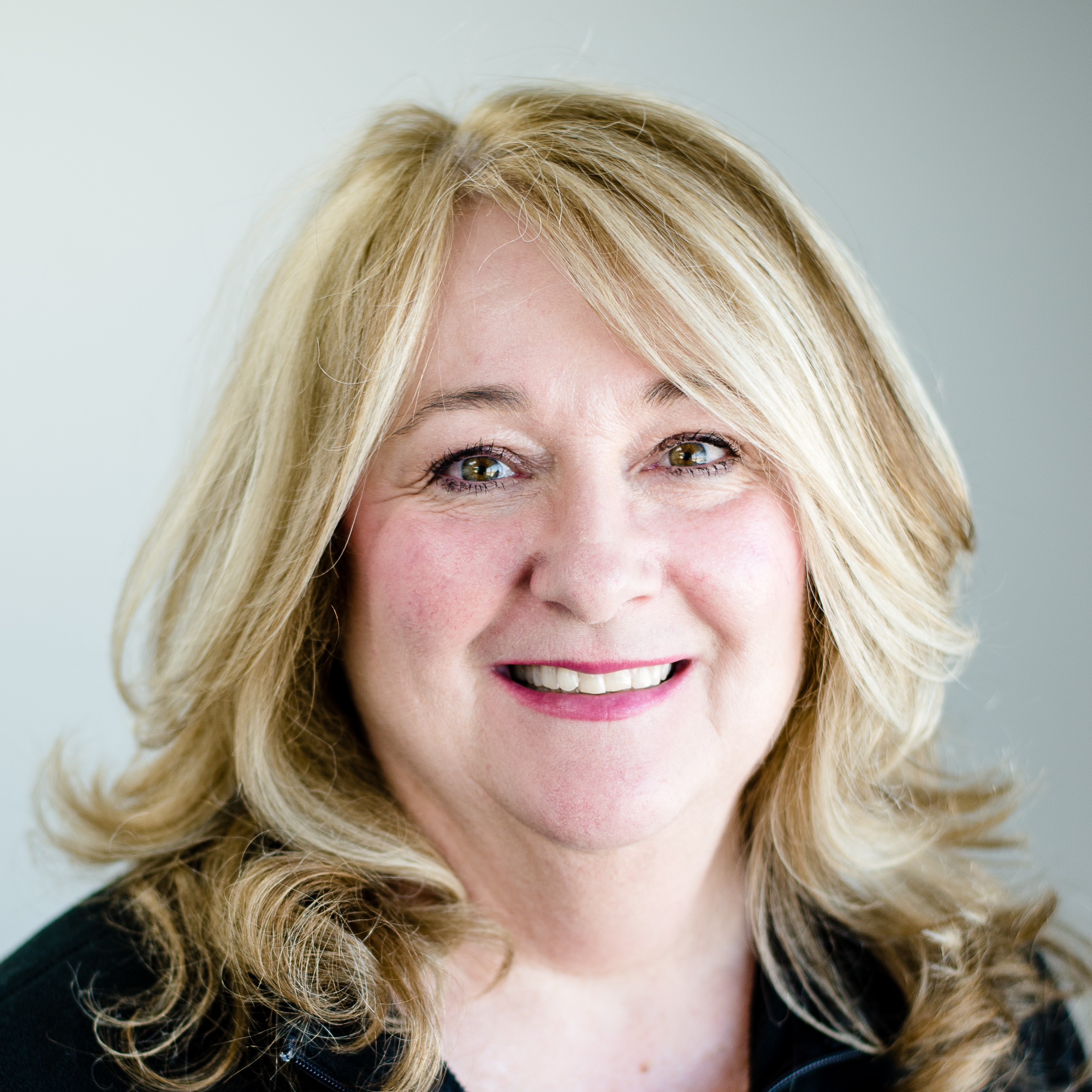 Colleen Schmidt Headshot