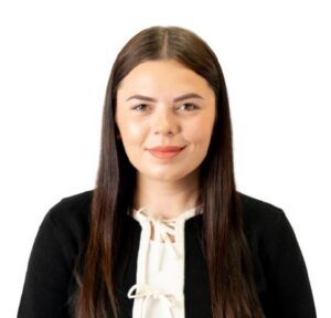 Nikola Gorska Headshot